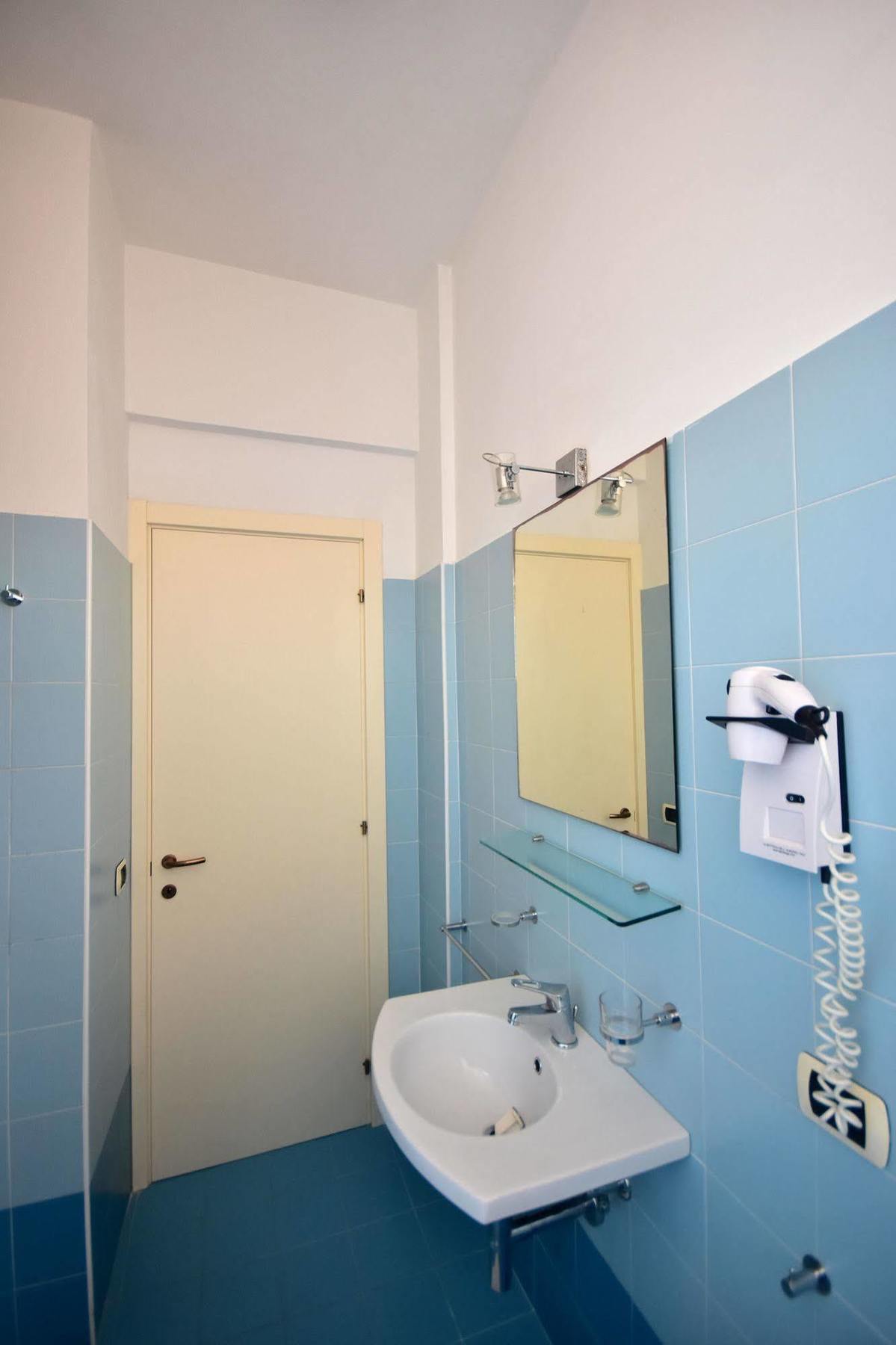 Residence Avana Σενιγκάλια Εξωτερικό φωτογραφία