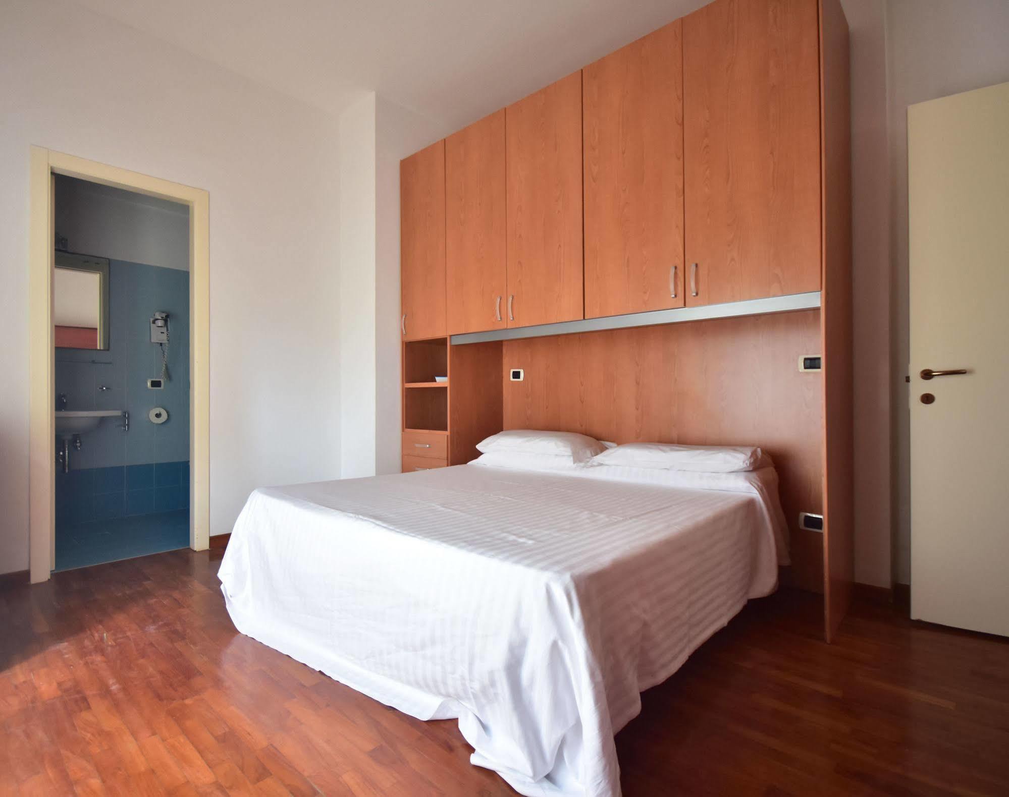 Residence Avana Σενιγκάλια Εξωτερικό φωτογραφία